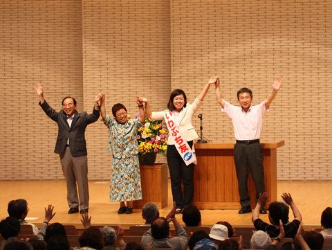 新規_1_130615演説会みんな