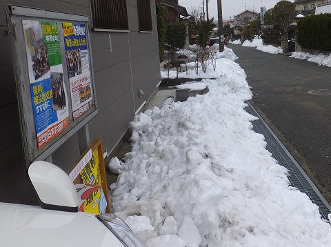 140214残る雪