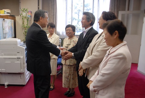 141001閉会・知事